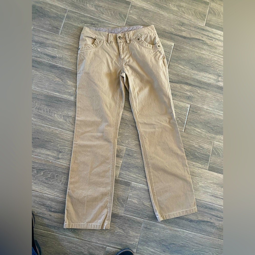 Kavu pants Size 6 Tan for Women 🩶🧗🏽‍♀️